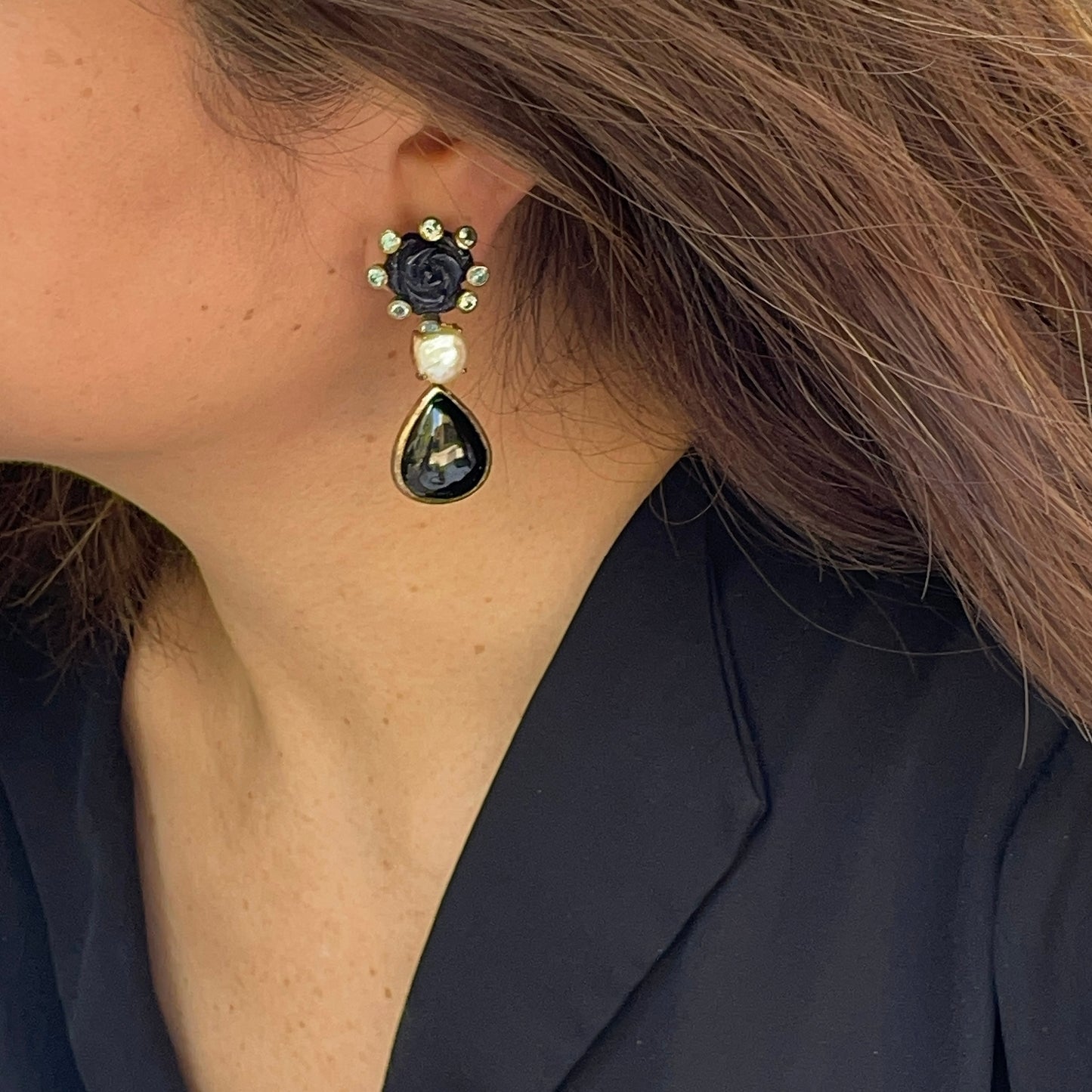 أقراط CELESTE من العقيق والتوباز