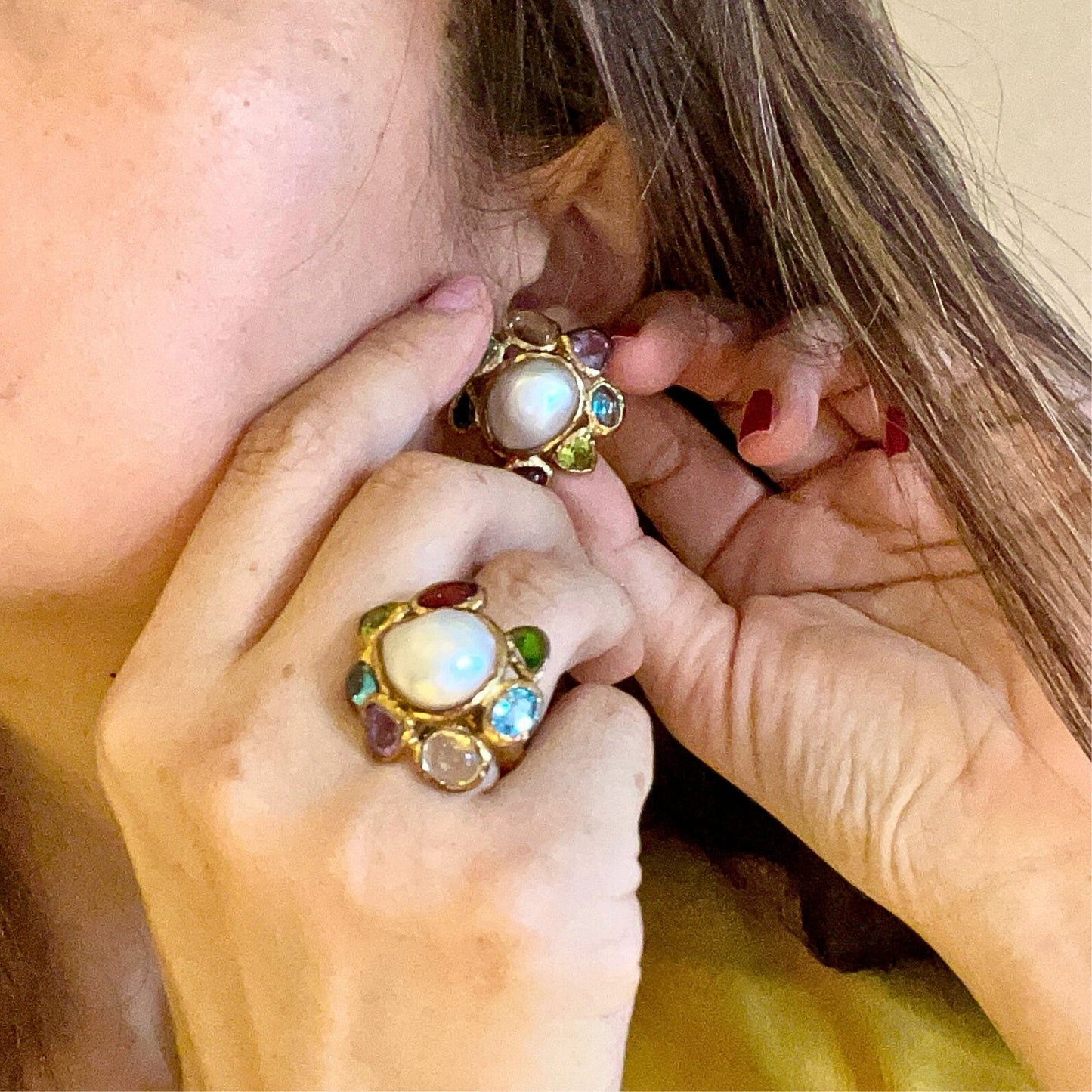 PETALES 珍珠及多宝石戒指