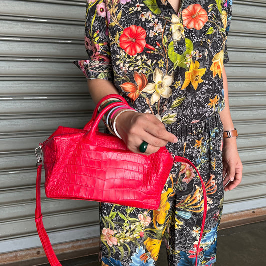 BREAD LOAF 手提包:发动机红