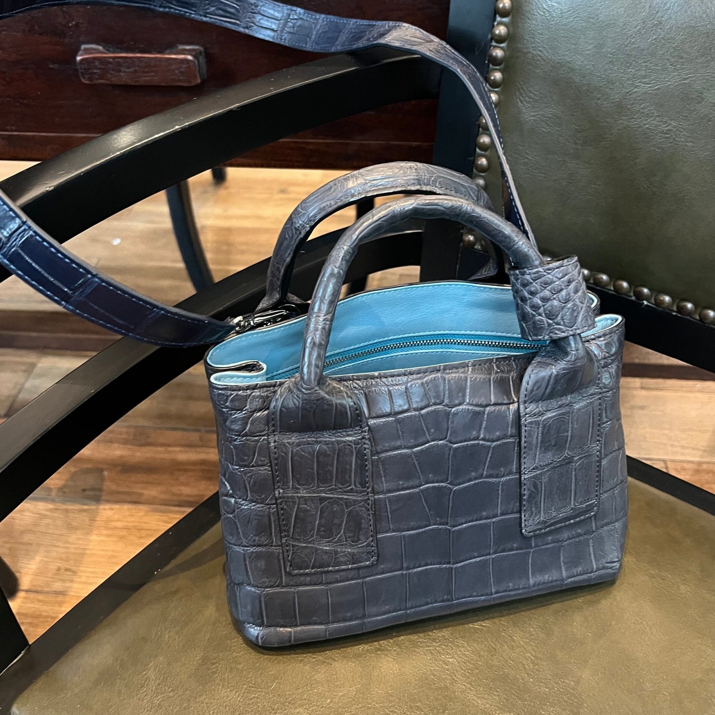 FLEXII 23 Top Handle Bag: Lead Gray