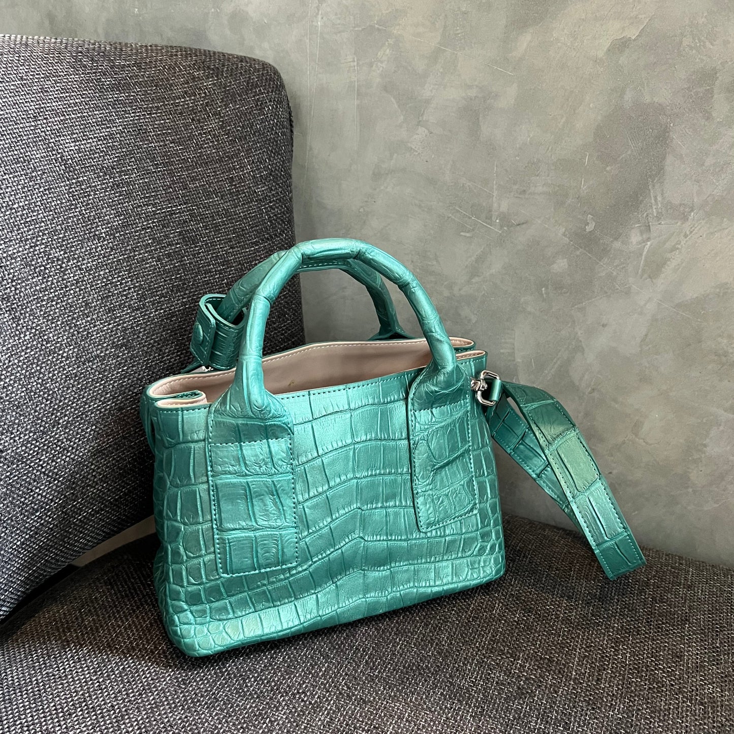 FLEXII 23 Top Handle Bag: Aqua Green