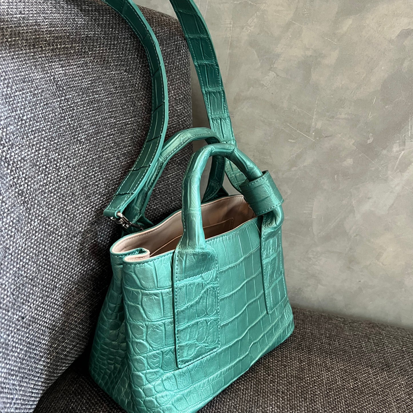 FLEXII 23 Top Handle Bag: Aqua Green