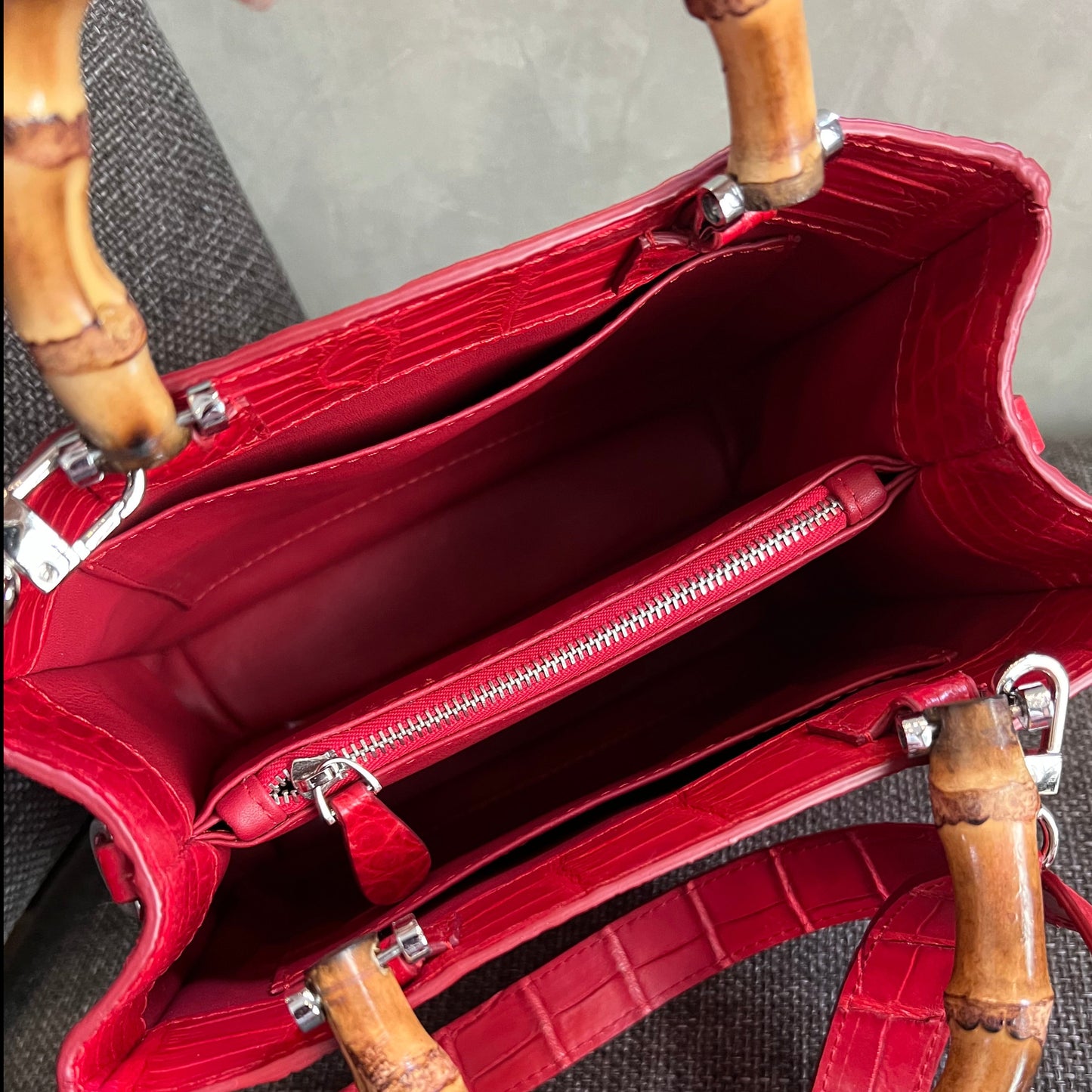 BAMBOO BUTTERFLY 21 Top Handle Bag: Scarlett Red