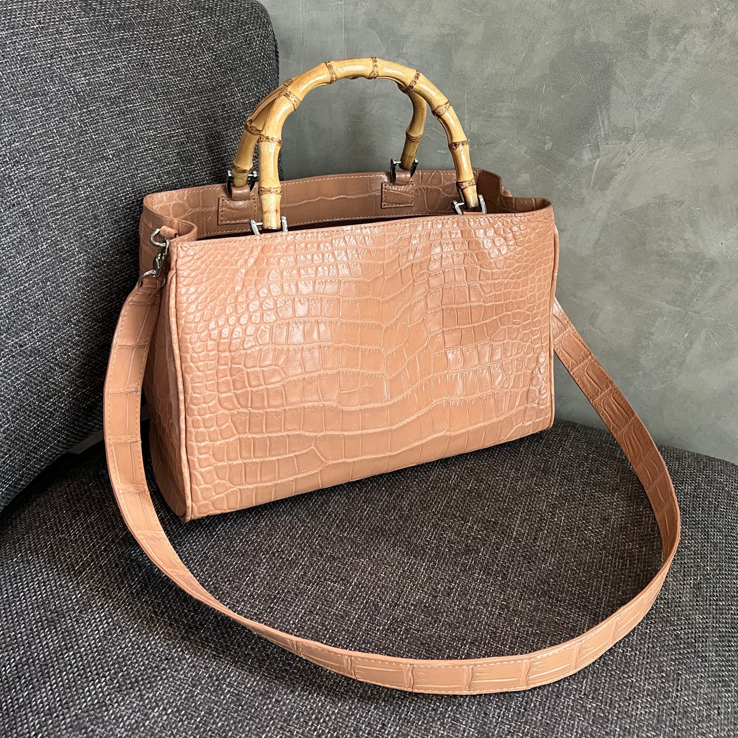 BAMBOO BUTTERFLY 29 Top Handle Bag: Deep Peach