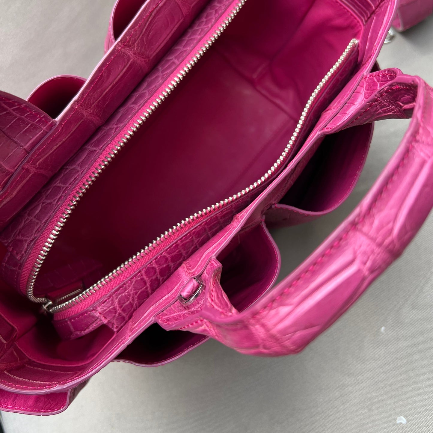 CARRY ALL Top Handle Bag: Magenta