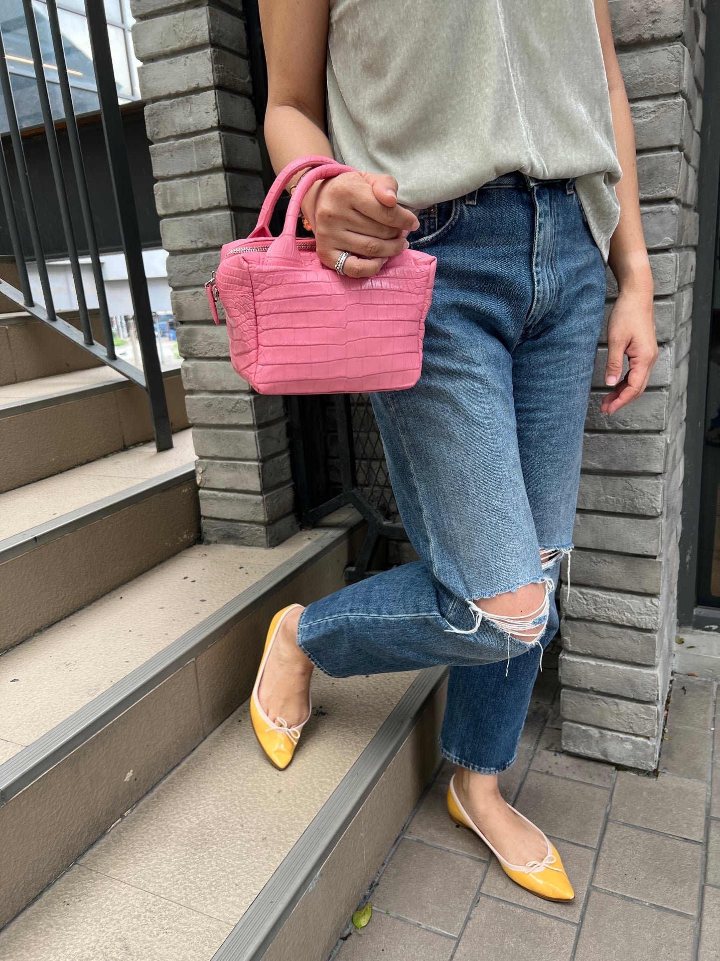 BREAD LOAF MINI Top Handle Bag