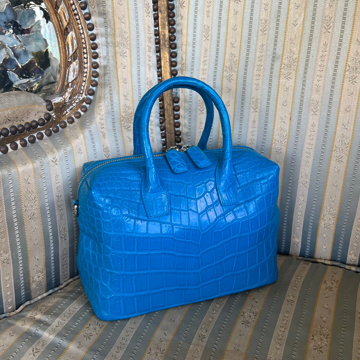 BOSTON 25 Top Handle Bag: Santorini Blue