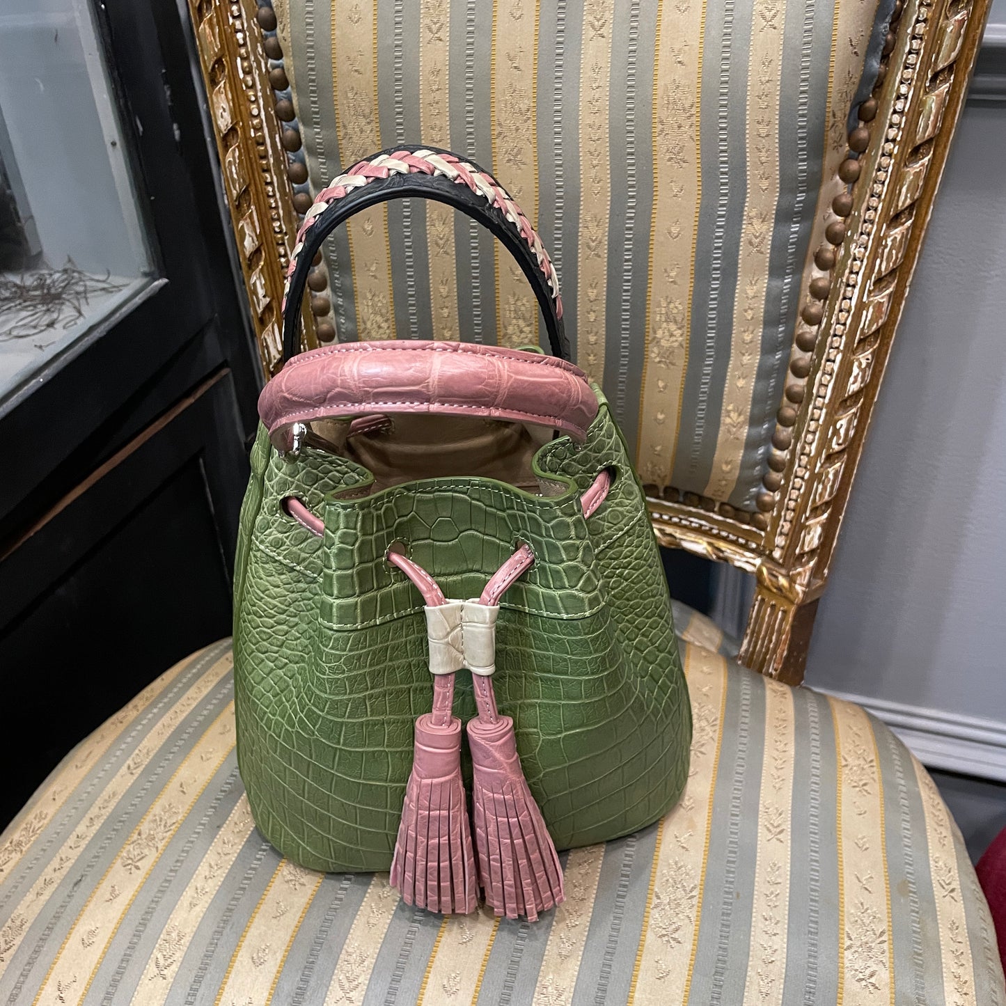 TULIP Top Handle Bag: Olive Green