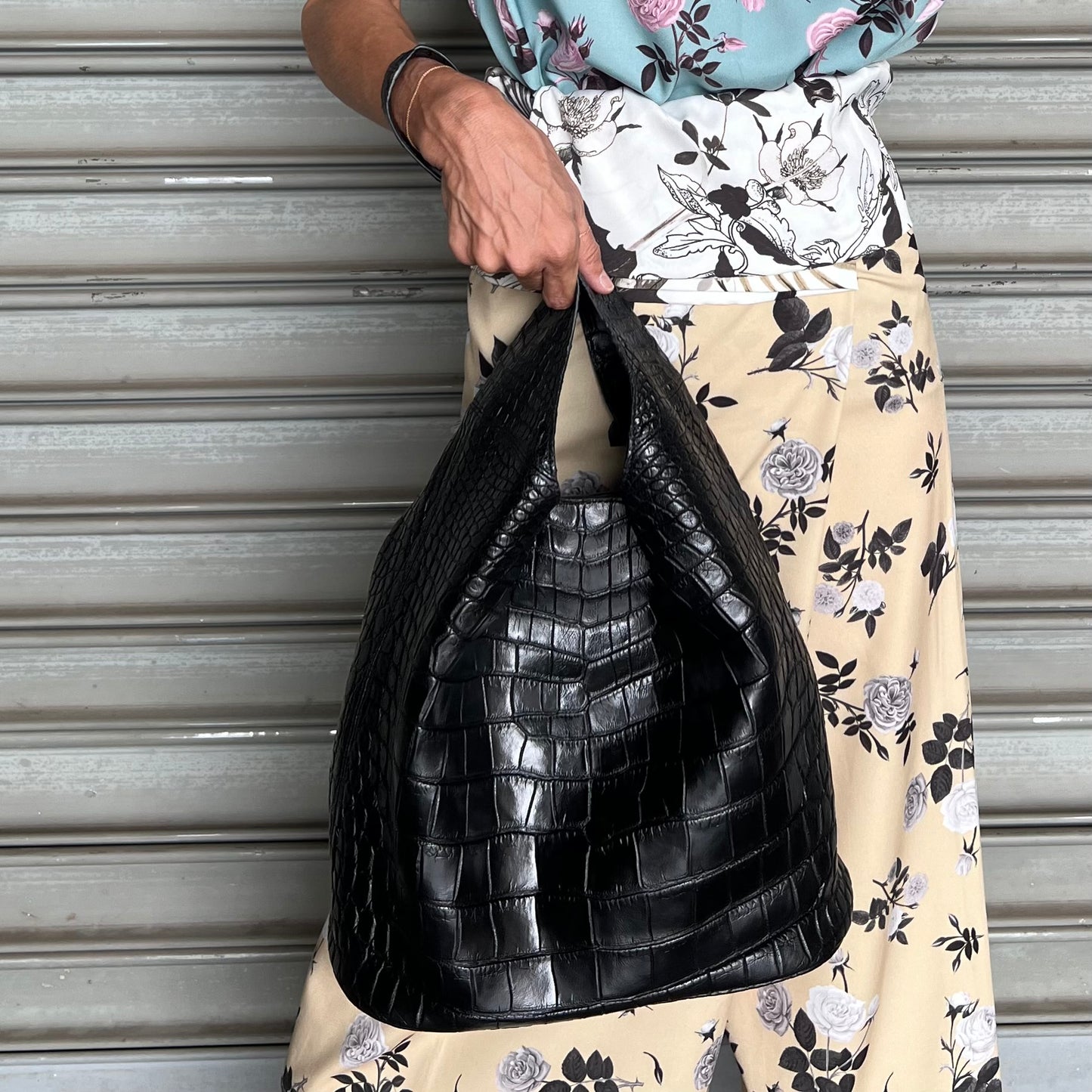 MONK S Hobo Bag: Black