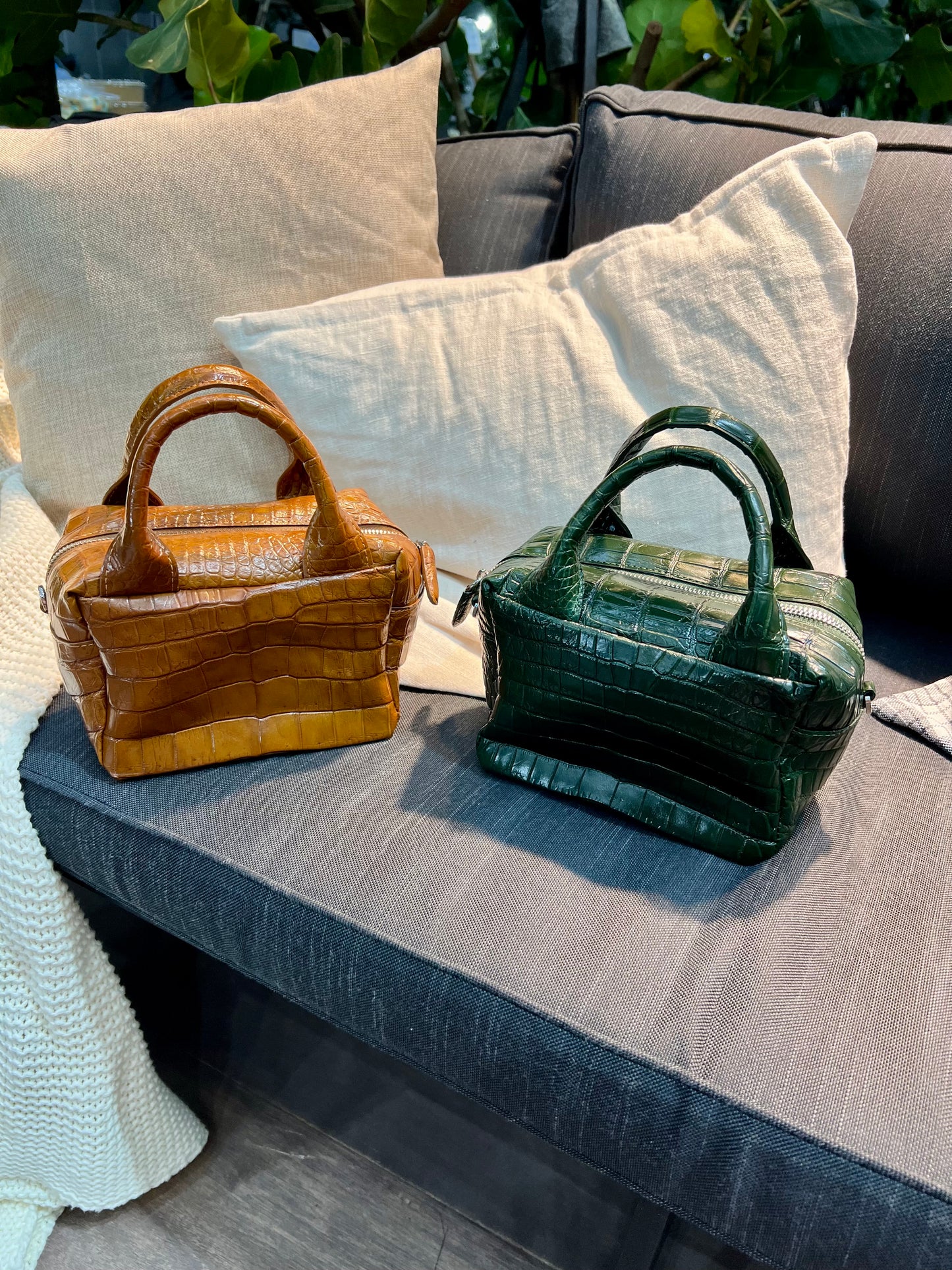 BREAD LOAF MINI Top Handle Bag