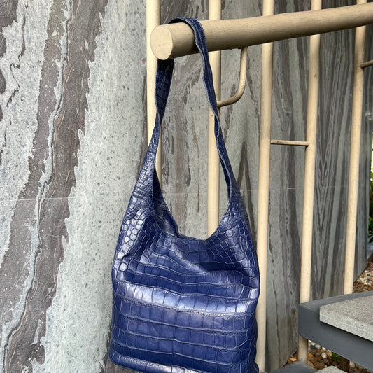 MONK M Hobo Bag: Navy