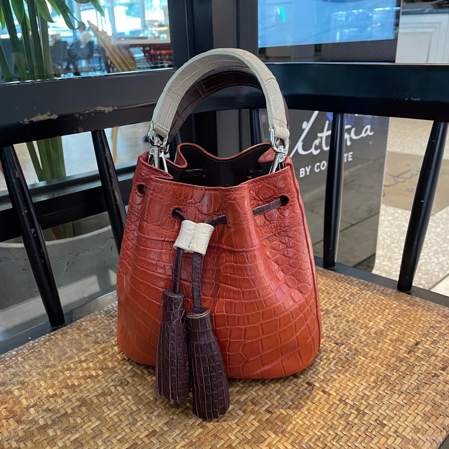 TULIP Top Handle Bag: Rust Orange