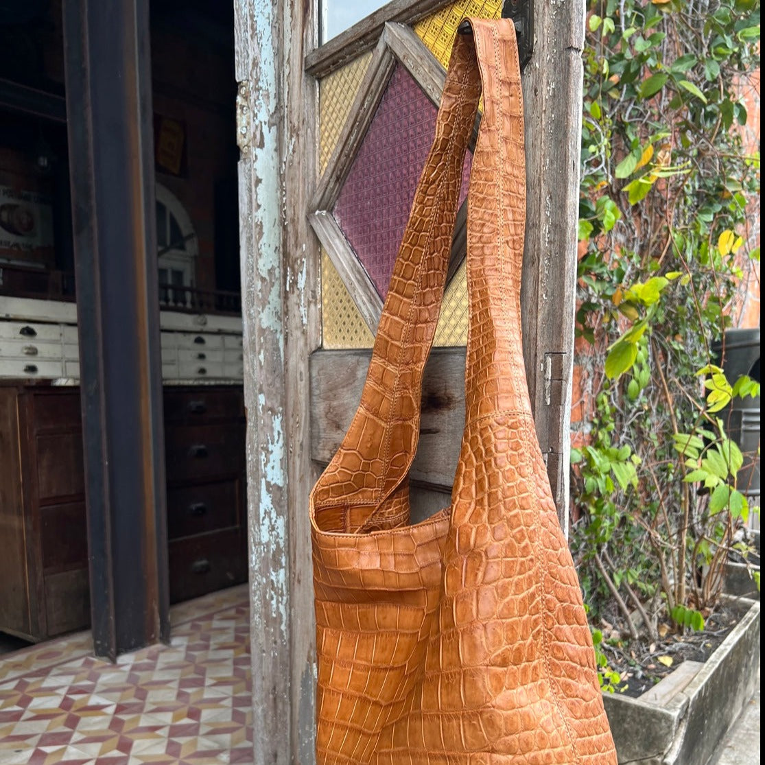 MONK M Hobo Bag: Saffron Tan