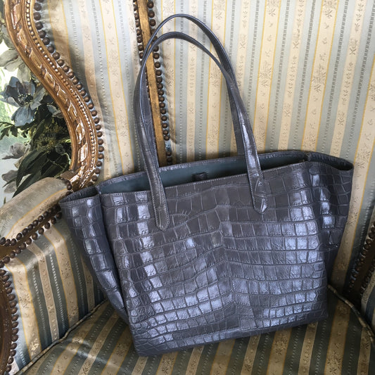 LILY Tote Bag: Smoke Gray